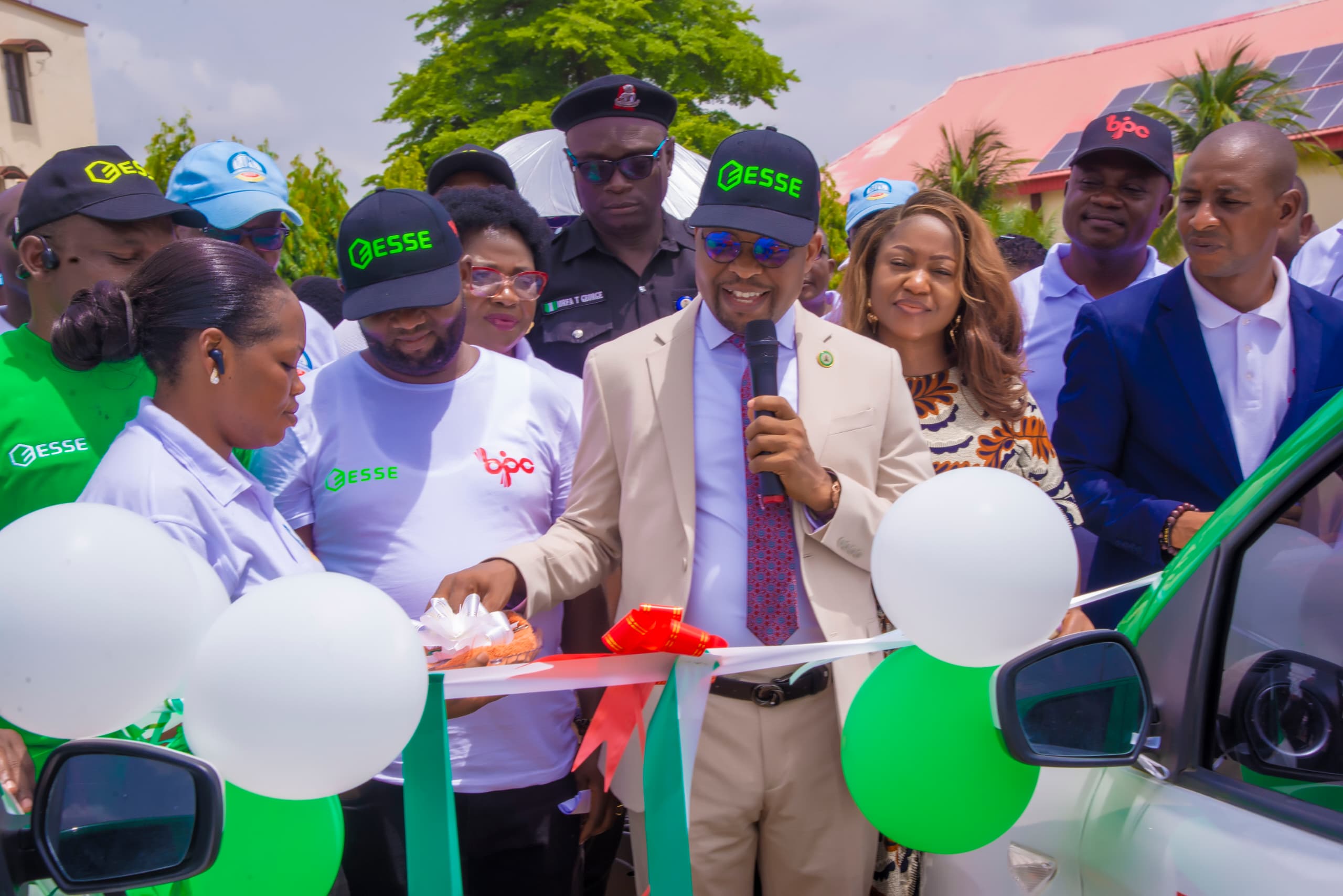 BIPC LAUNCHES GREEN WHEELS TAXI, TARGETS 1,500 JOBS