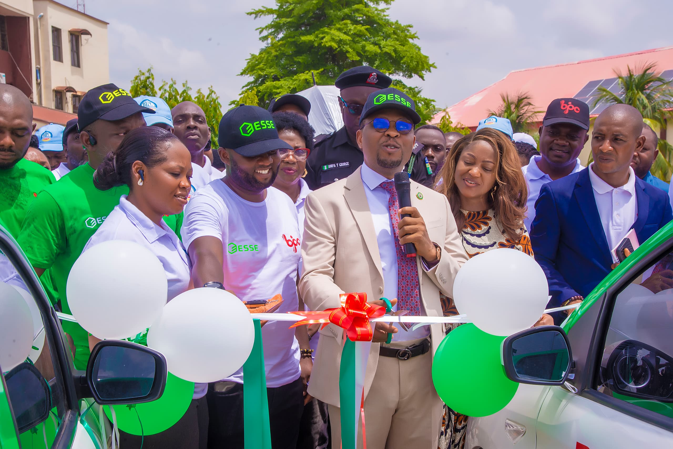 BIPC LAUNCHES GREEN WHEELS TAXI, TARGETS 1,500 JOBS