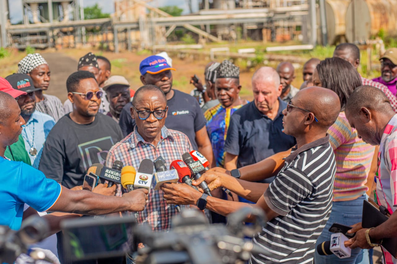 EXPATRIATES, TECHNICIANS CONTINUE WORK ON TARAKU MILLS, SET 35-DAY TIMELINE TO POWER FIRST PLANT